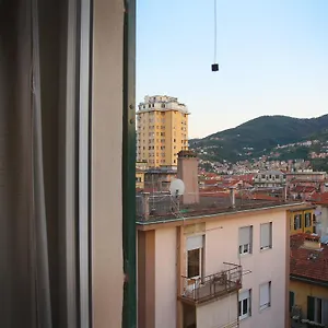 https://bellavista-la-spezia.hotelitalianriviera.com